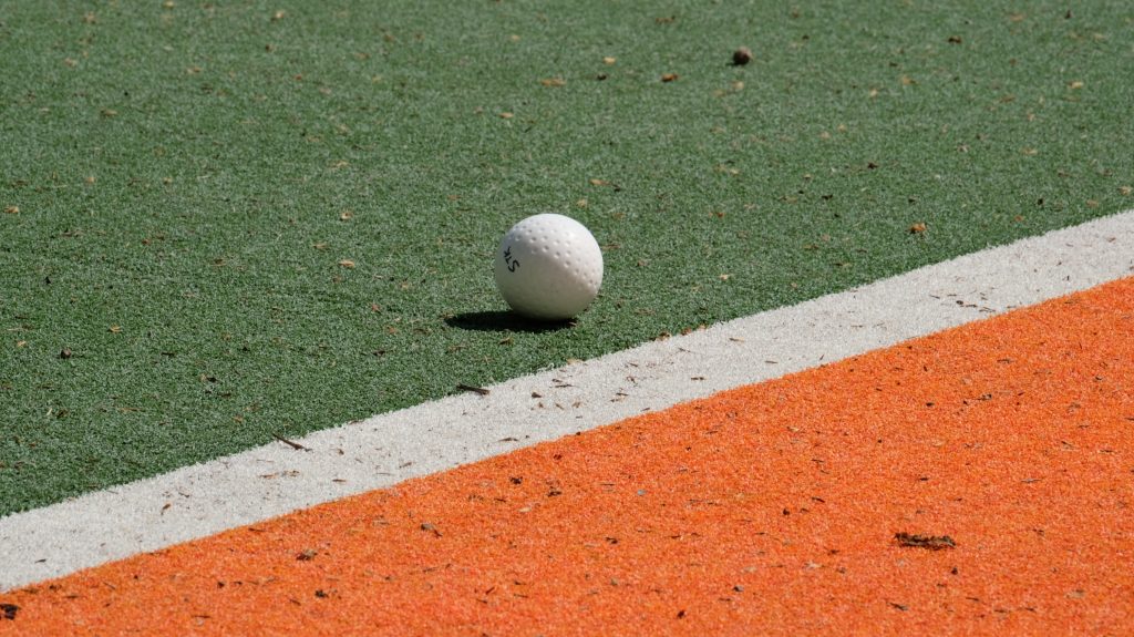 Train-with-your-Hero Hockey Camp 2026 für Fortgeschrittene in der ersten Ferienwoche. Drei Tage Hockey intensiv.